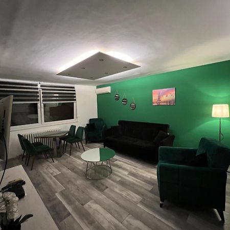 Apartman OMAR stan na dan besplatan parking Sarajevo Bagian luar foto