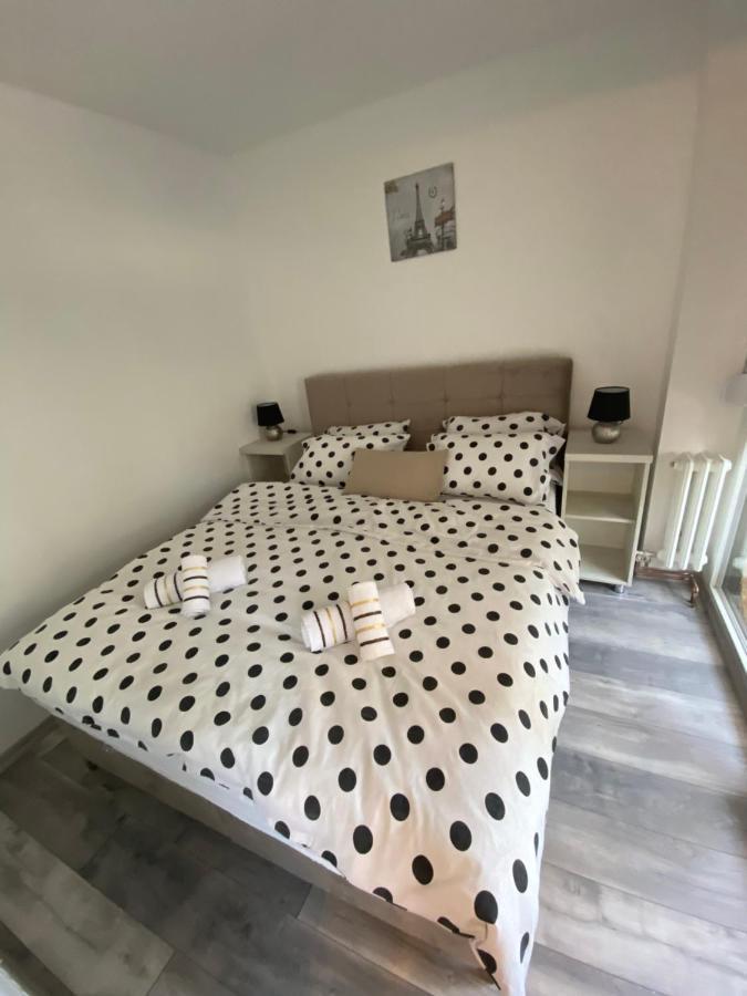 Apartman OMAR stan na dan besplatan parking Sarajevo Bagian luar foto
