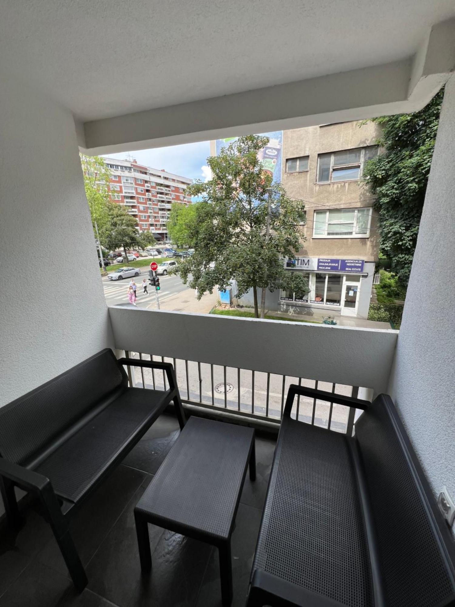 Apartman OMAR stan na dan besplatan parking Sarajevo Bagian luar foto